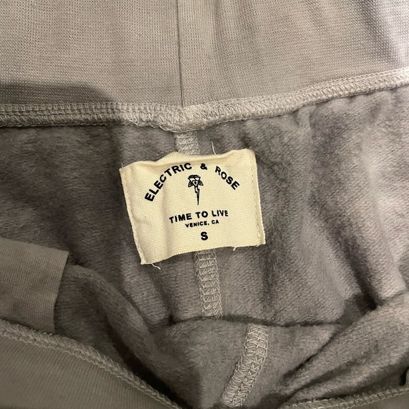 Electric & Rose Vendimia Joggers - Picture 3 of 5